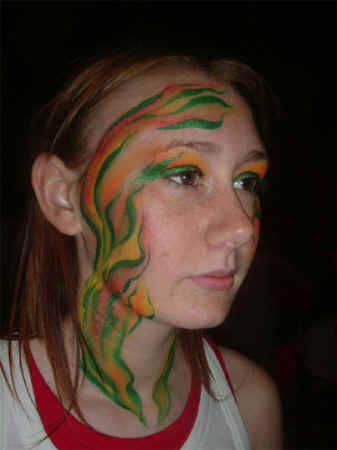 NaturesFlames3.JPG (68266 bytes)