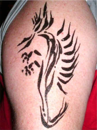 ManDetail.JPG (106125 bytes)