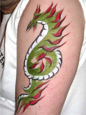 DragonArmDetail.JPG (102786 bytes)