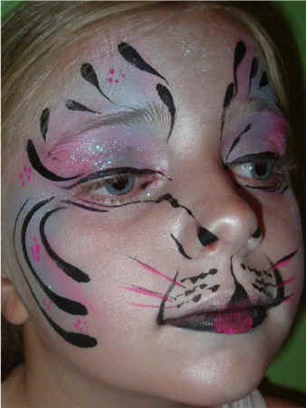 TigerPrincessPinkLeftR.JPG (105418 bytes)