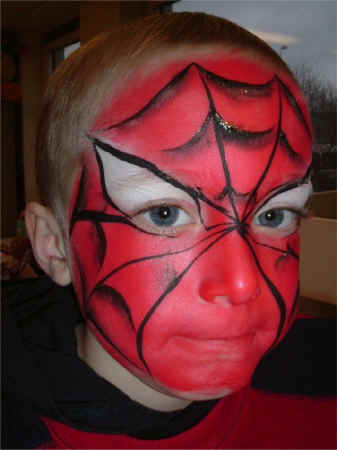 SpiderRedFineRight.JPG (82829 bytes)